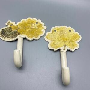 Handmade pottery signed wall hooks shabby chic boho Eclectic Pair Floral‎